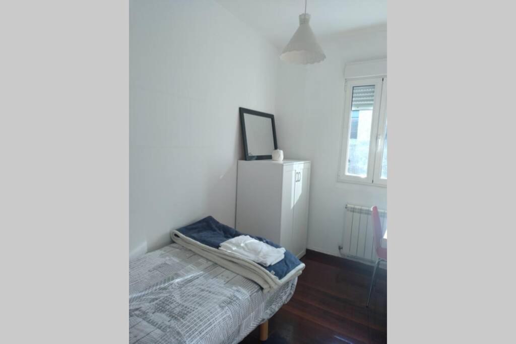 Apartamento Con Garaje Santiago De Compostela Appartement Buitenkant foto