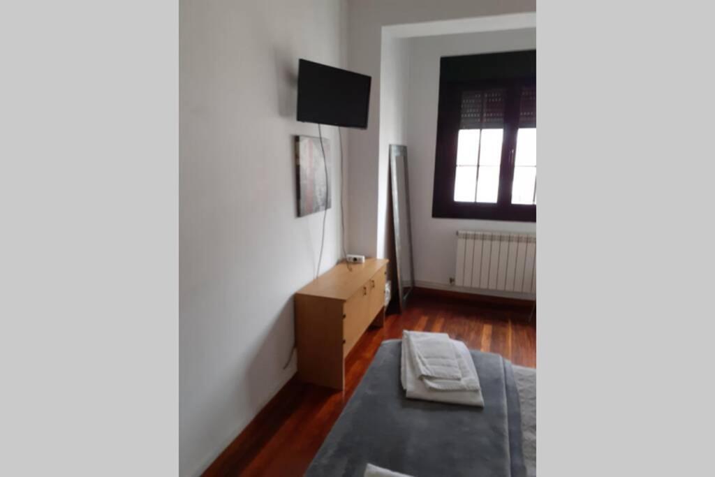 Apartamento Con Garaje Santiago De Compostela Appartement Buitenkant foto